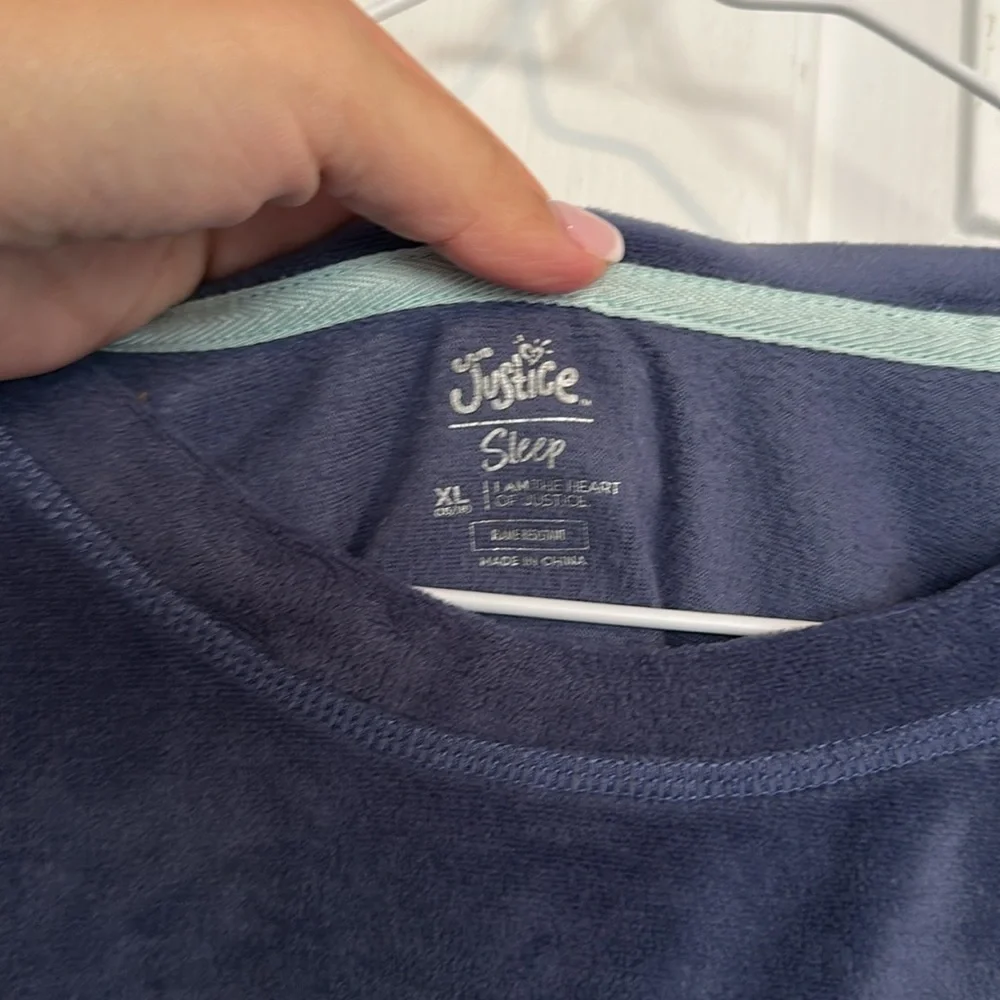 Justice Sleep Top Girls size XL
